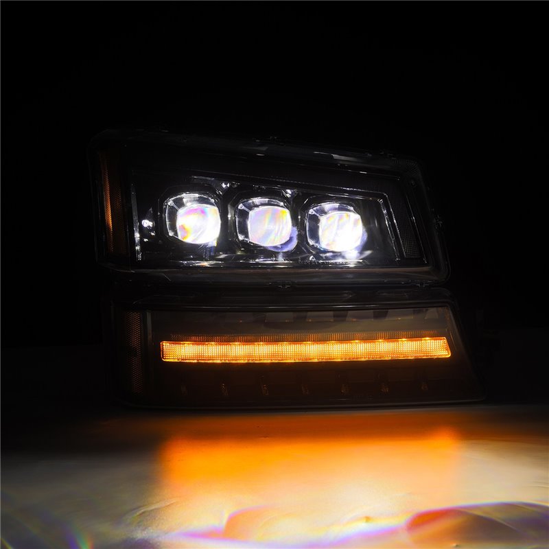 AlphaRex | Projector Headlights Alpha-Black - Silverado 1500 / 2500 HD 2003-2006