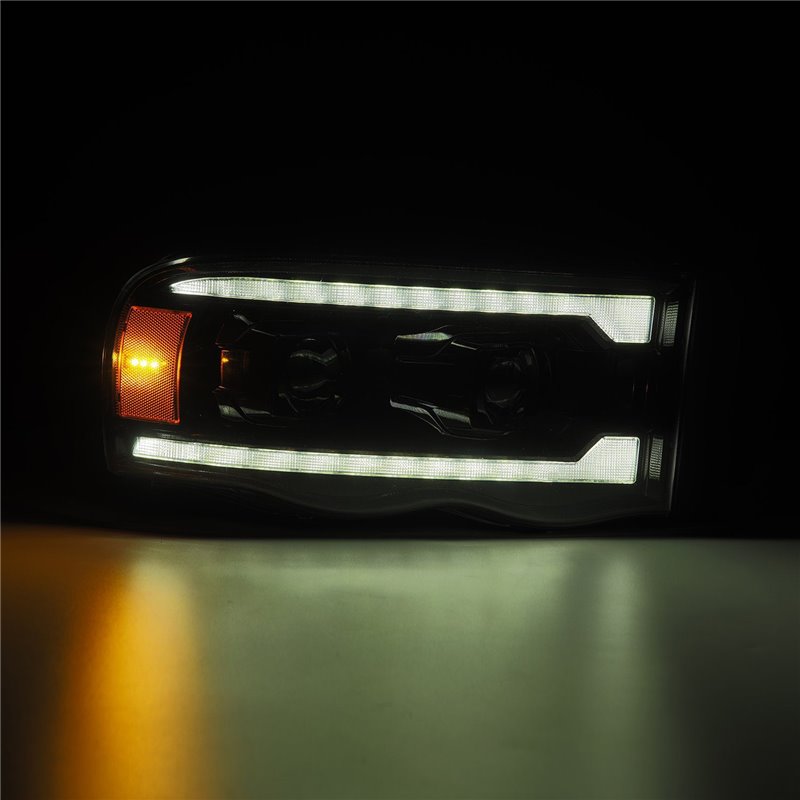 AlphaRex | Projector Headlights Alpha-Black - Ram 1500 / 2500 / 3500 2002-2005