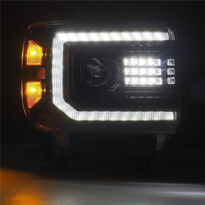 AlphaRex | Projector Headlights Black - Sierra 1500 / 2500 HD / 3500 HD 2014-2018
