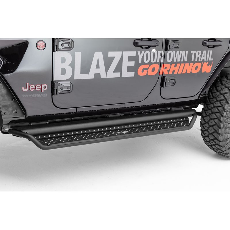 Go Rhino | Dominator Xtreme D1 Side Steps - 80" long - BOARDS ONLY - Chevrolet / Dodge / Ford / GMC 2000-2023